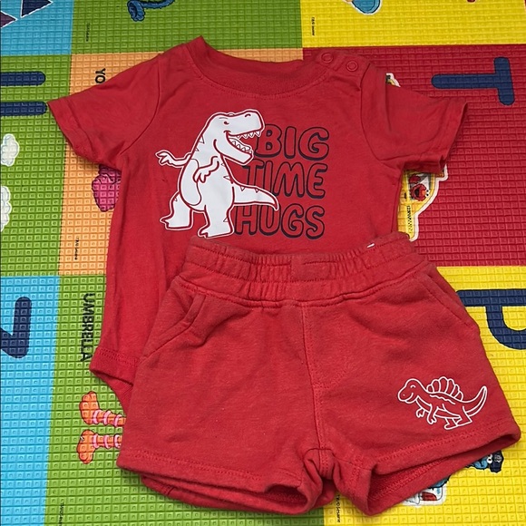 Garanimals Red Dinosaur Kids Matching Set - Picture 1 of 1